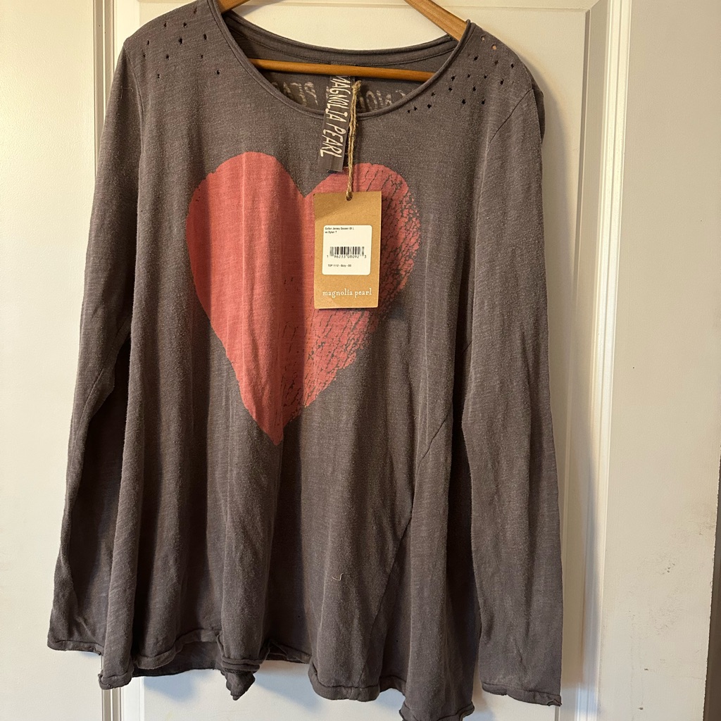 Nwt Magnolia Pearl Long Sleeve Tee